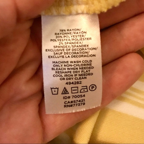 Ann Taylor 3/4 sleeve top - Picture 7 of 8